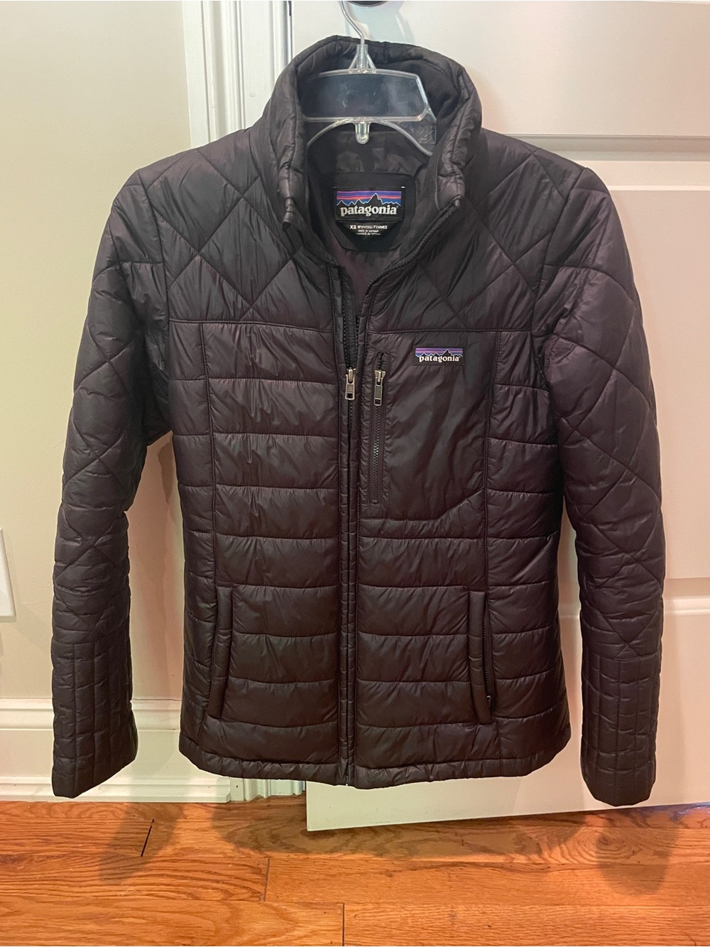 Patagonia Radalie Black Puffer Jacket Size XS - Picture 1 of 4